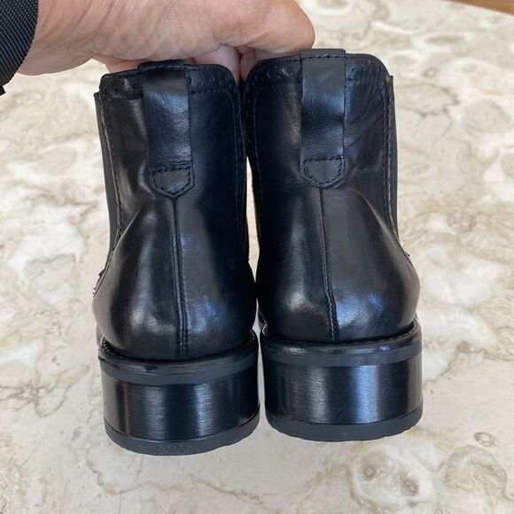 Biotime Adriana Leather Chelsea Boots - Picture 9 of 15